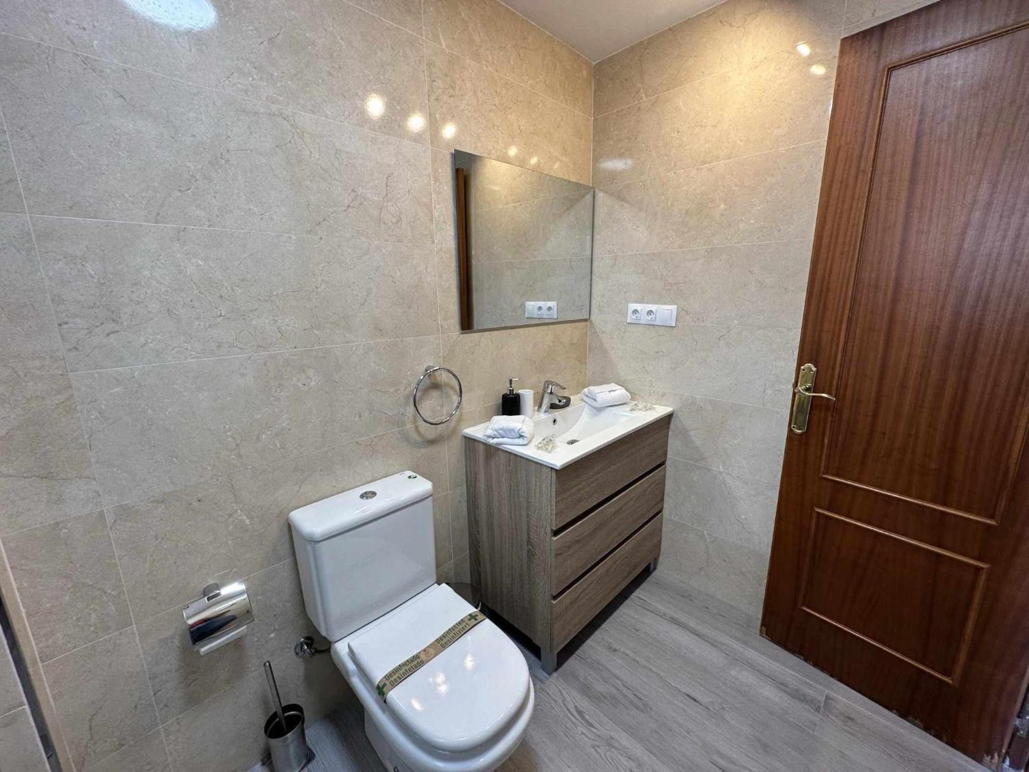 Apartamento La Carihuela A 2 Minutos De La Playa Torremolinos Exterior foto